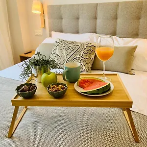 https://sea-view-luxury-new-apartment-marbella-port.1costadelsol.com